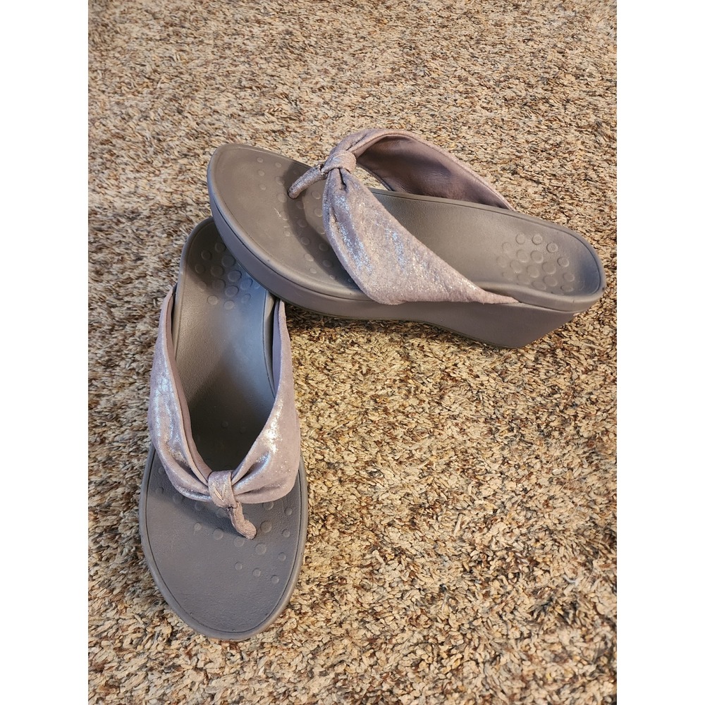 Vionic Arabella Metallic Champagne Wedge Thong Sandals 8
